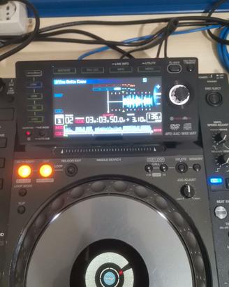 Pioneer CDJ 2000 nexus