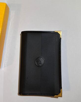 Fendi portapassaporto/portadocumenti nuovo