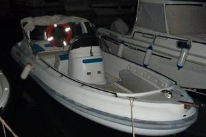 Barca 6m usata con motore e posto barca