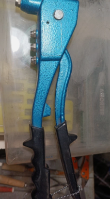 Pinza rivettatrice  per ribattini ciechi - rivetti
