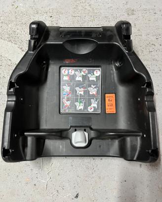 Base seggiolino ovetto CAM
