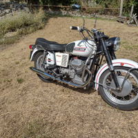 Moto Guzzi V7 special