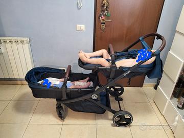 Passeggino gemellare e fratellare