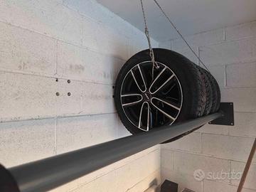 Porta gomme artigianale