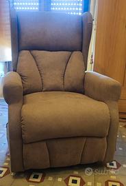 Poltrona elettrica con massaggiatore