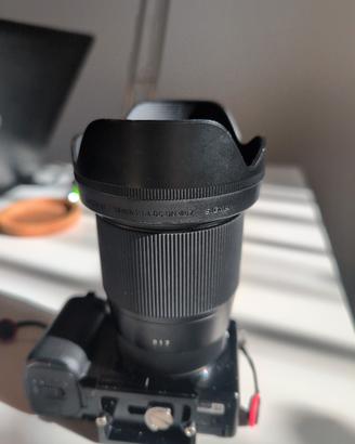 obiettivo sigma Sony e mount 16 mm F/1.4