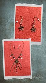 Parure di collana e orecchini 