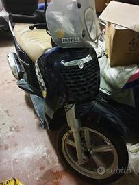 Scooter Scarabeo 200 Piaggio