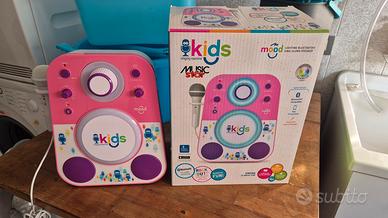 Impianto stereo con microfono