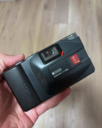 Ricoh YF20 macchina fotografica point and shot