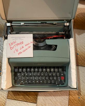 Macchina da scrivere Olivetti