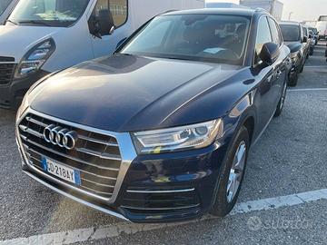 Audi q5 35 2.0 tdi mhev business design s-tronic