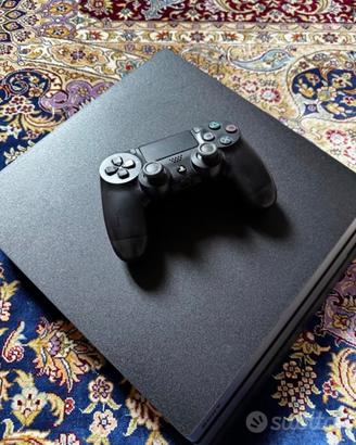 Play station 4 1TB