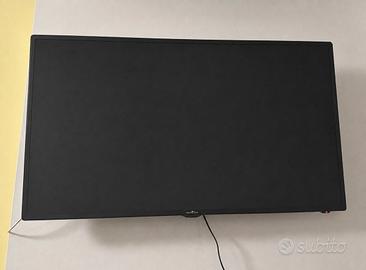 Tv Smart Tech schermo piatto