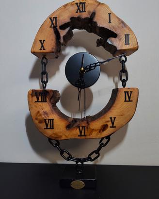 Orologio in legno artigianale