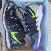 Nike air zoom vapor x kyrie
