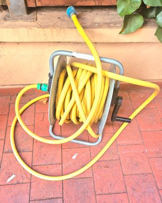 Kit completo avvolgitubo e tubo da giardino da 35m