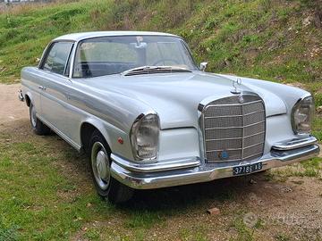 Mercedes  benz 250 SE coupé 