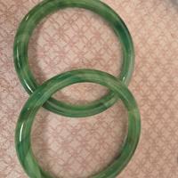 bracciale rigido in giada pura 