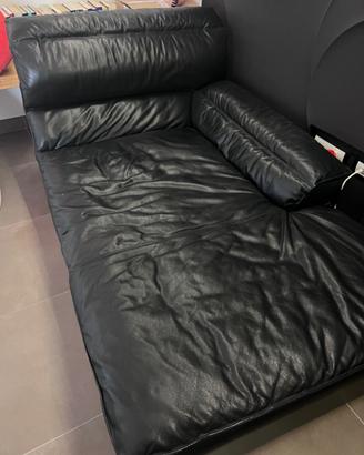 DIVANO IN PELLE con chaise-longue
