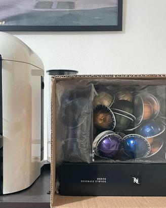 Nespresso Vertuo + 103 Cap + portacap