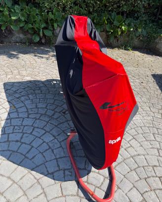 APRILIA RSV4 R