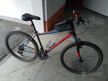 bicicletta MTB 
