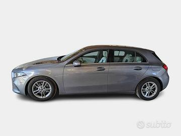 MERCEDES-BENZ A 180 d Automatic Business Extra 5 P