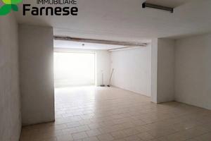 Box / Garage di 65 m² a Piacenza