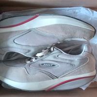 Scarpa MBT UOMO 41