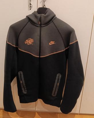 Syna World Tech Fleece x Central Cee 