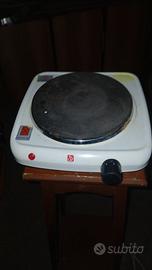 fornello elettrico portatile a piastra singola.