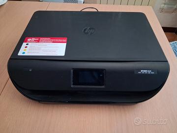 Stampante a colori HP ENVY serie 4525 All-in-One
