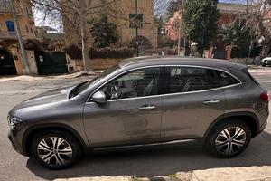 Mercedes gla250e utilizzata pochissimo.