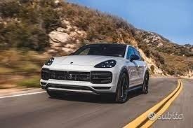 Musata frontale porsche cayenne 2023