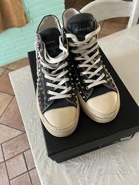 Scarpe metal gienchi Abbigliamento e Accessori In vendita a Pisa