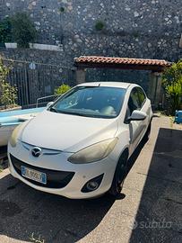 Mazda 2 anno 2012