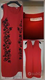 1 vestito rosso e 1 camicia in lino bianco/blu