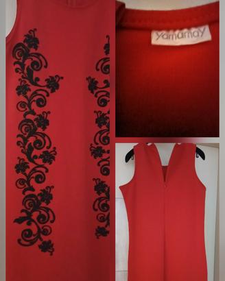 1 vestito rosso e 1 camicia in lino bianco/blu
