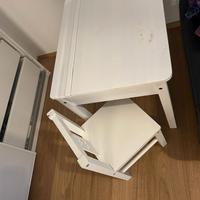 scrivania + sedia bimbi