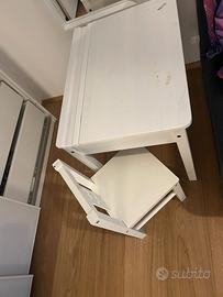 scrivania + sedia bimbi