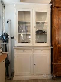 credenza con sopralzo vetrina