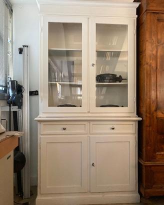 credenza con sopralzo vetrina