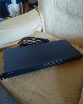 Switch Ethernet Planet FNSW-1601