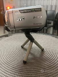 Videocamera JVC Everio HD GZ-HM300SE + borsa