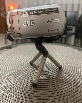 Videocamera JVC Everio HD GZ-HM300SE + borsa