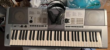 Tastiera Yamaha PSR-E403