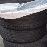 Gomme michelin 215/60 R17