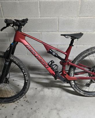 Mountain bike  megamo
