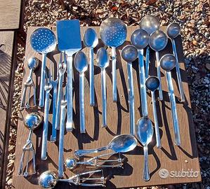 Mestoli cucchiai attrezzatura da cucina ristoranti